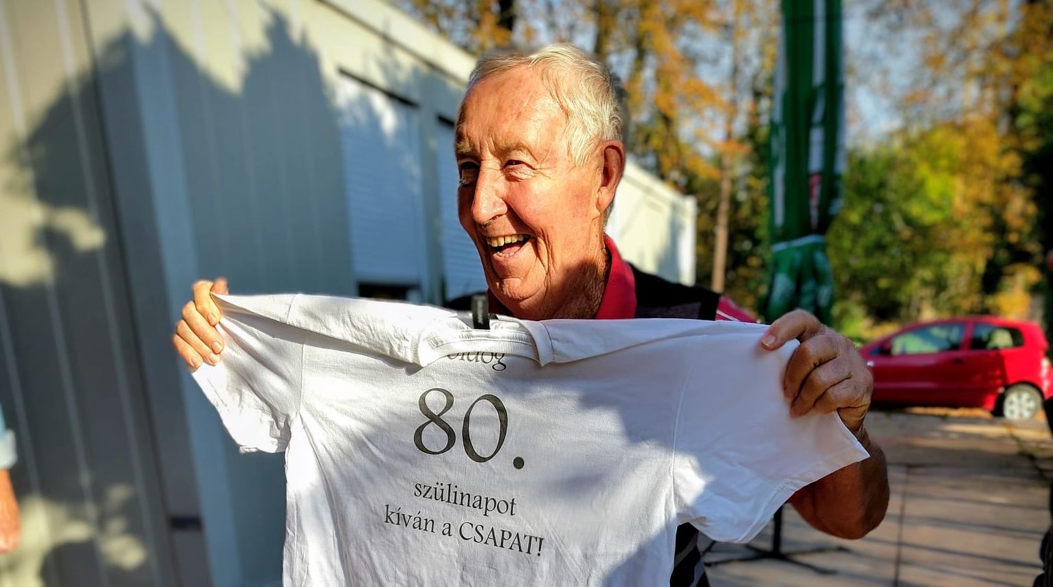 Az ünnepelt Sári Károly, azaz Sári Öcsi