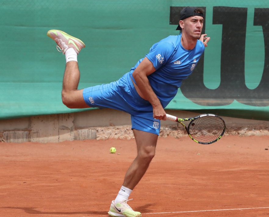 Makk Péter a hazatérést követően a Somogyi Elektronic-GYAC együttesével Szuperliga-győzelmet ünnepelhetett