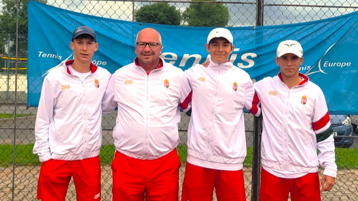 Mokán István Damján, Kisantal Péter, Szebeni Miklós és Szász Levente Rakovnikban